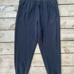 Nike Yoga Joggers Men’s Medium NWT